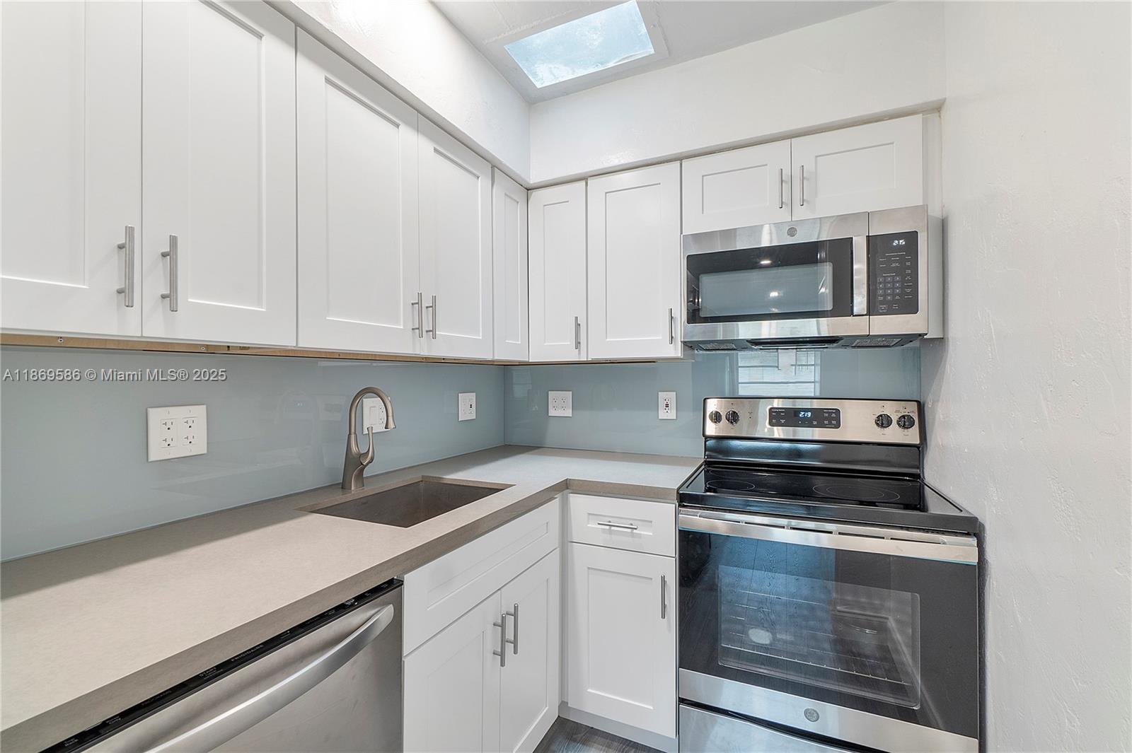 ORANGEBROOK VILLAS CO-OP - фото