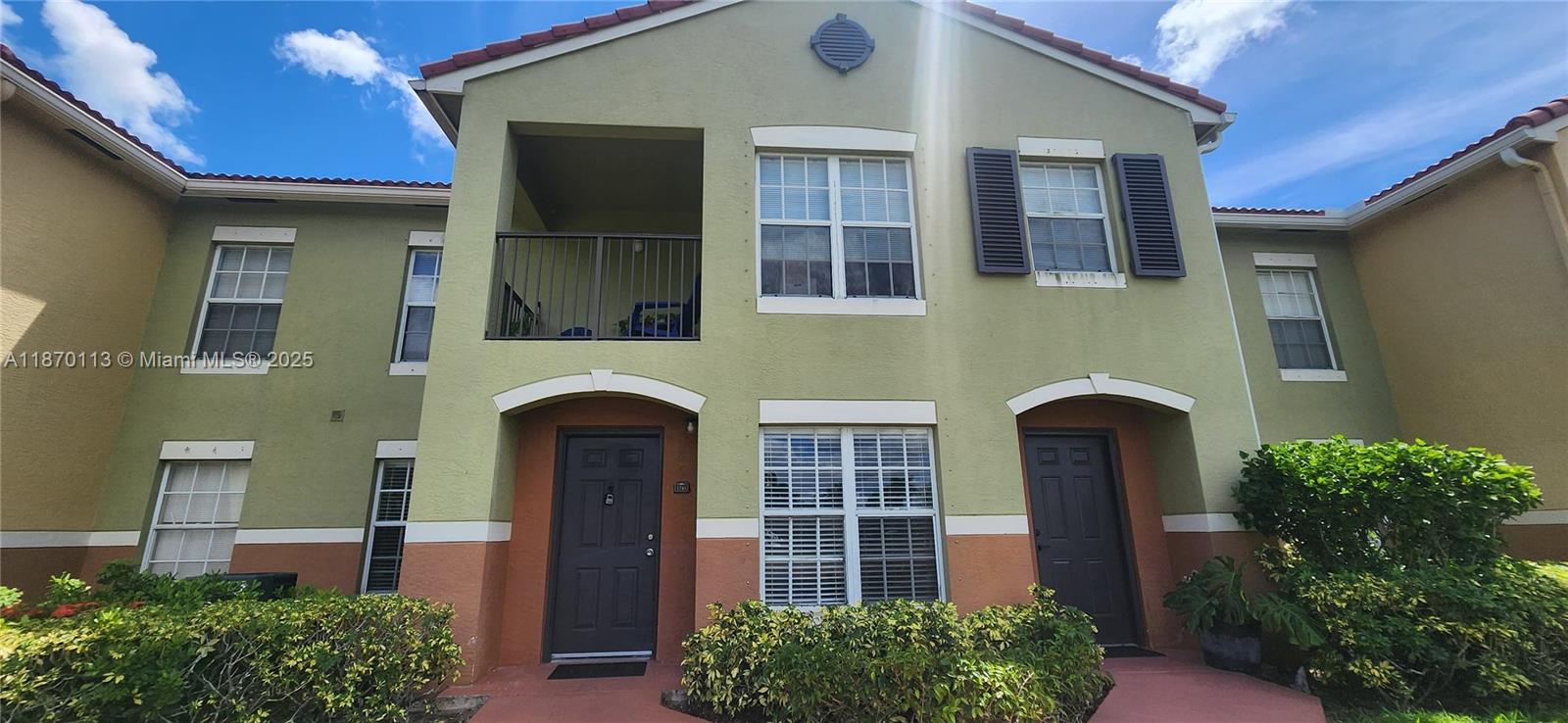 SPA AT SUNSET ISLES CONDO - фото