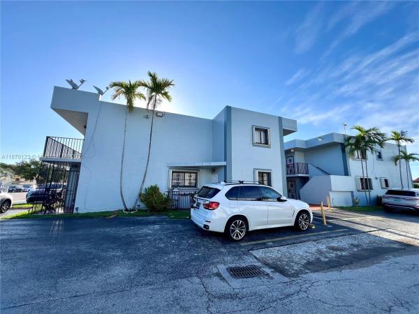 VILLAS DEL SOL CONDO