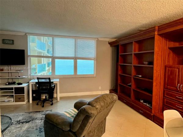 2501 S OCEAN DR #719, HOLLYWOOD, FL 33019