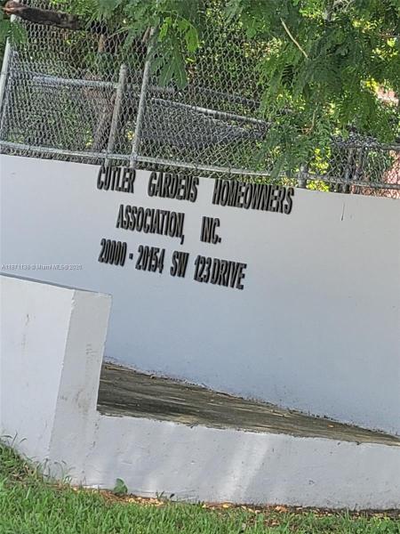 VILLAS AT CUTLER RIDGE