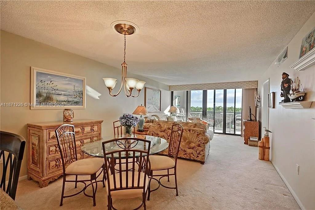 OCEANA OCEANFRONT CONDOMI - фото