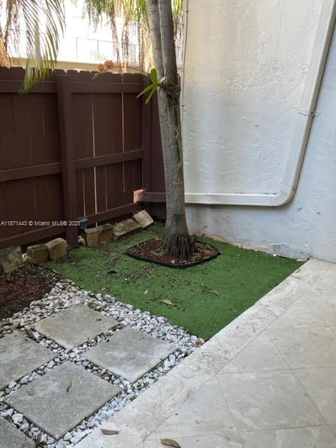 VILLAS OF PINECREST CONDO - фото