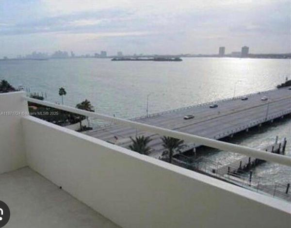 BAYSHORE YACHT & tennis