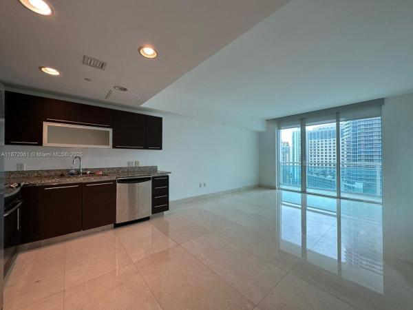 950 BRICKELL BAY DR #2609, MIAMI, FL 33131
