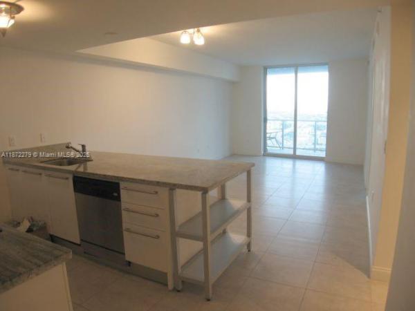 LATITUDE ON THE RIVER CON