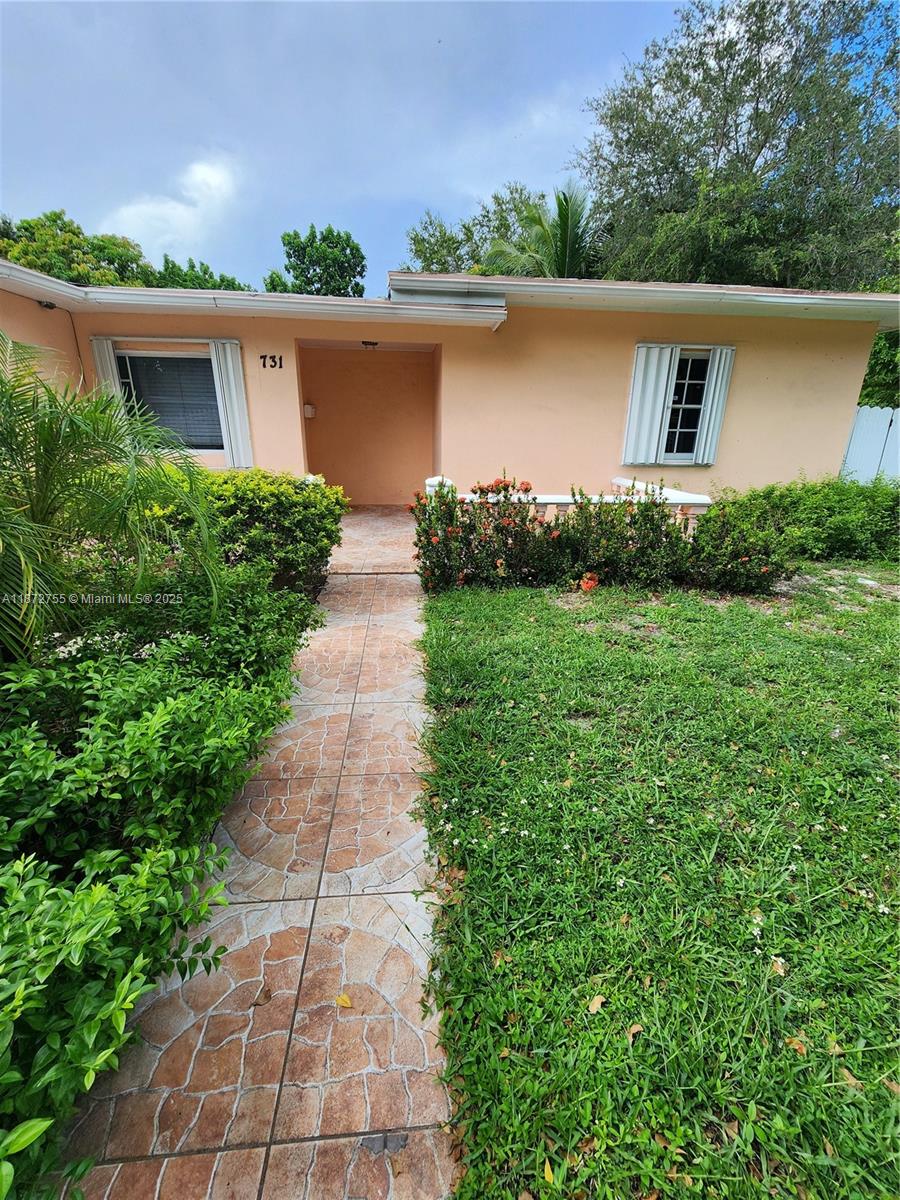 BRIAN MANORS - фото