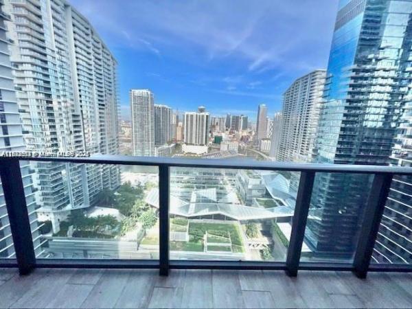 BRICKELL HEIGHTS EAST CON