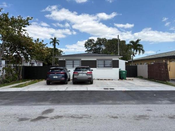 PINEHURST VILLA 2ND ADDN