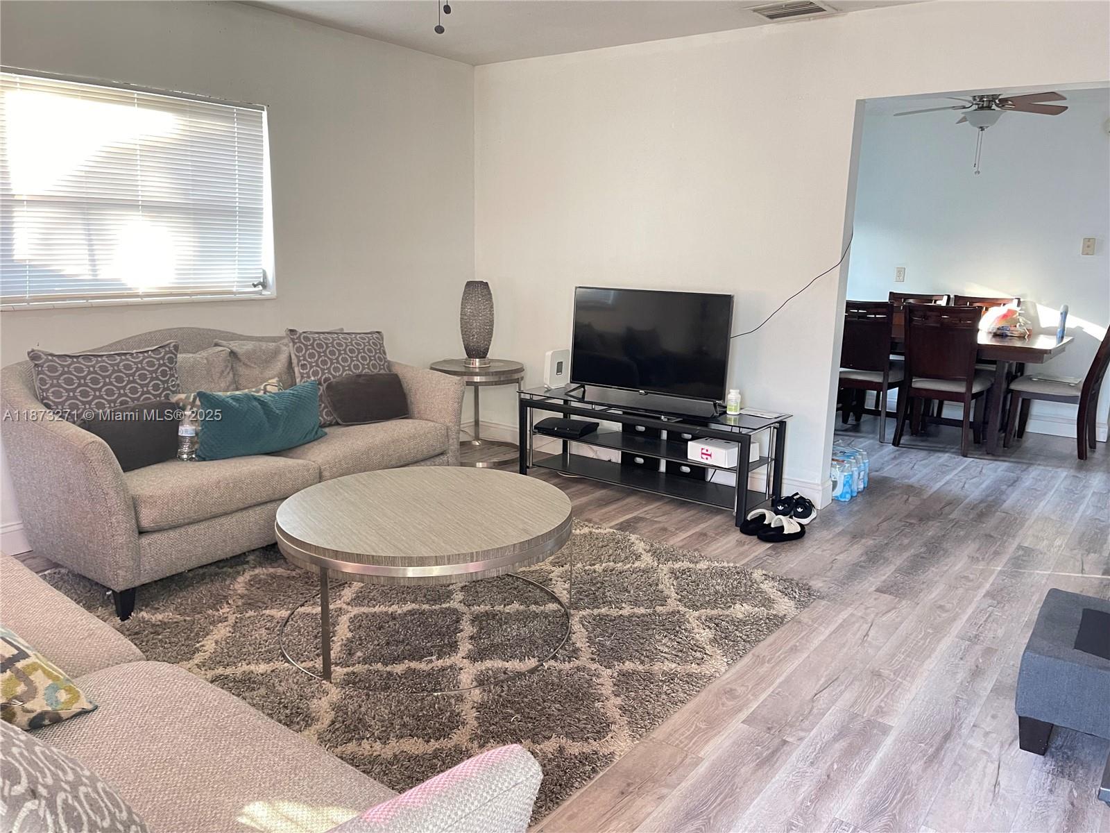 OAK GROVE - фото