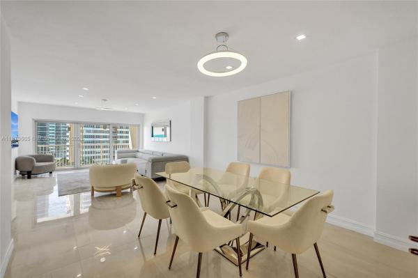 1950 S OCEAN DR #8J, HALLANDALE BEACH, FL 33009