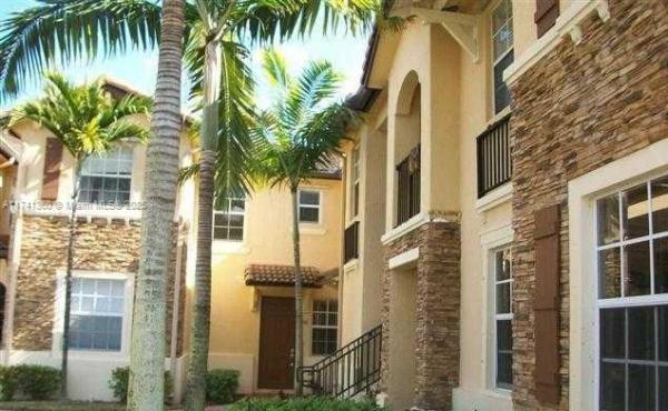 VILLAS AT CARMEL CONDO NO