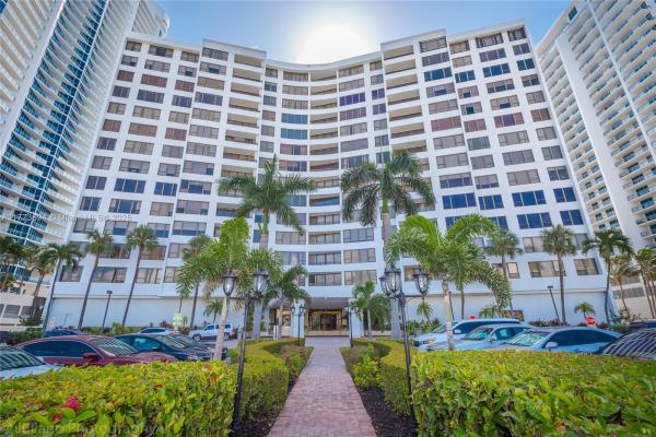 3505 S OCEAN DR #504, HOLLYWOOD, FL 33019
