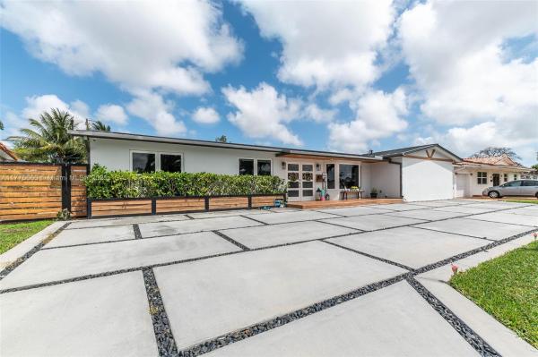 LOLADERO ESTATES 1ST ADDN