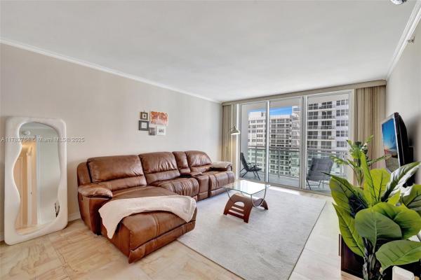 3001 S OCEAN DR #1507, HOLLYWOOD, FL 33019