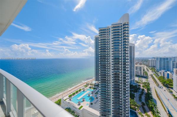 4111 S OCEAN DR #2711, HOLLYWOOD, FL 33019