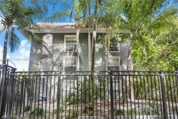 VIRGINIA POINTE CONDO