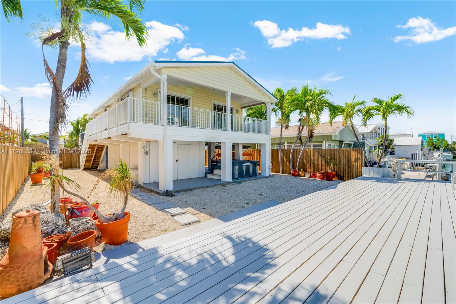 GULFSTREAM VILLAGE #2 - фото