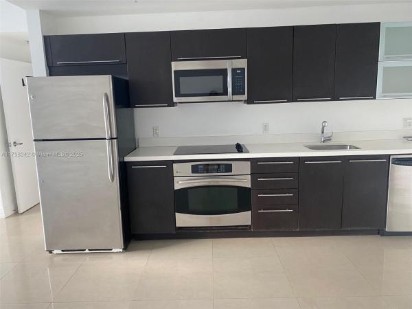 90 SW 3RD ST #1909, MIAMI, FL 33130