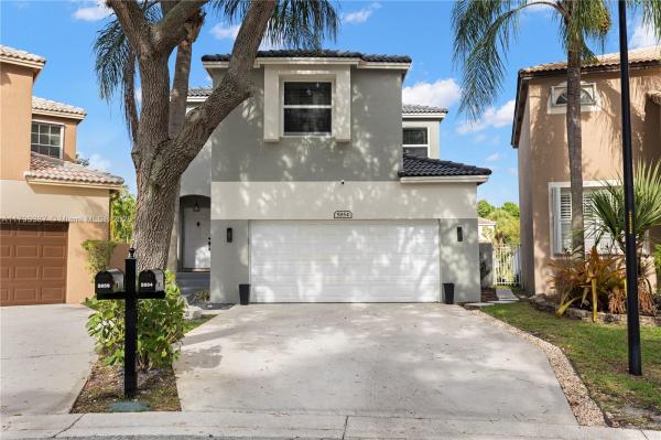 REGENCY LAKES AT COCONUT