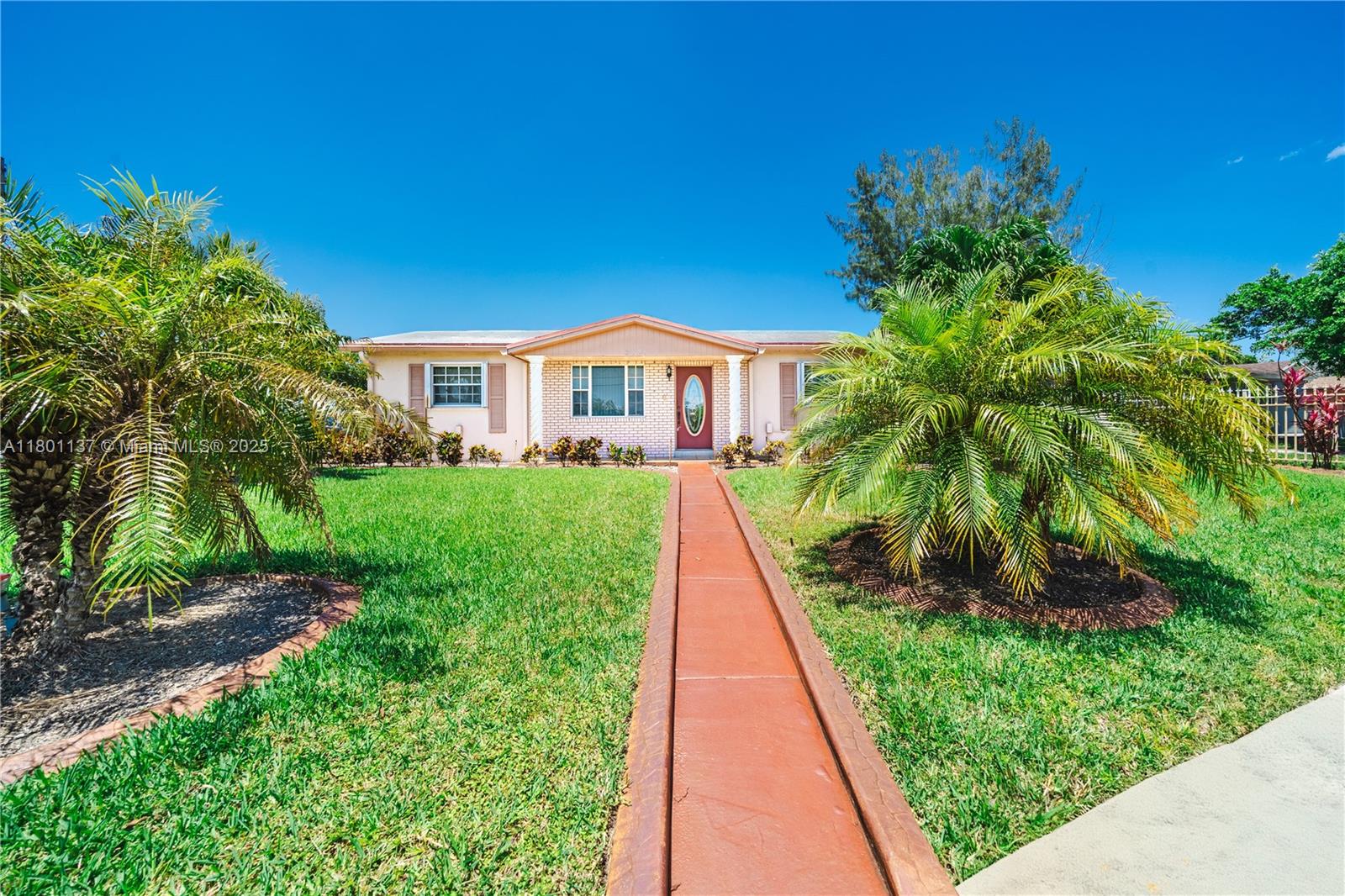 LAKEWOOD ESTS - фото