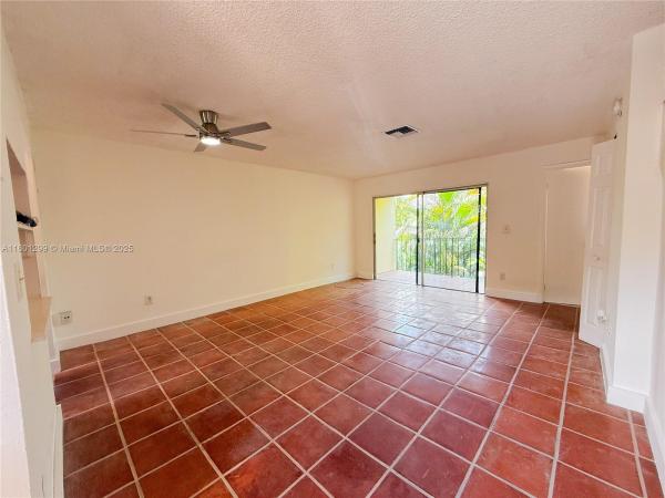 SUNRISE HARBOUR REV PL