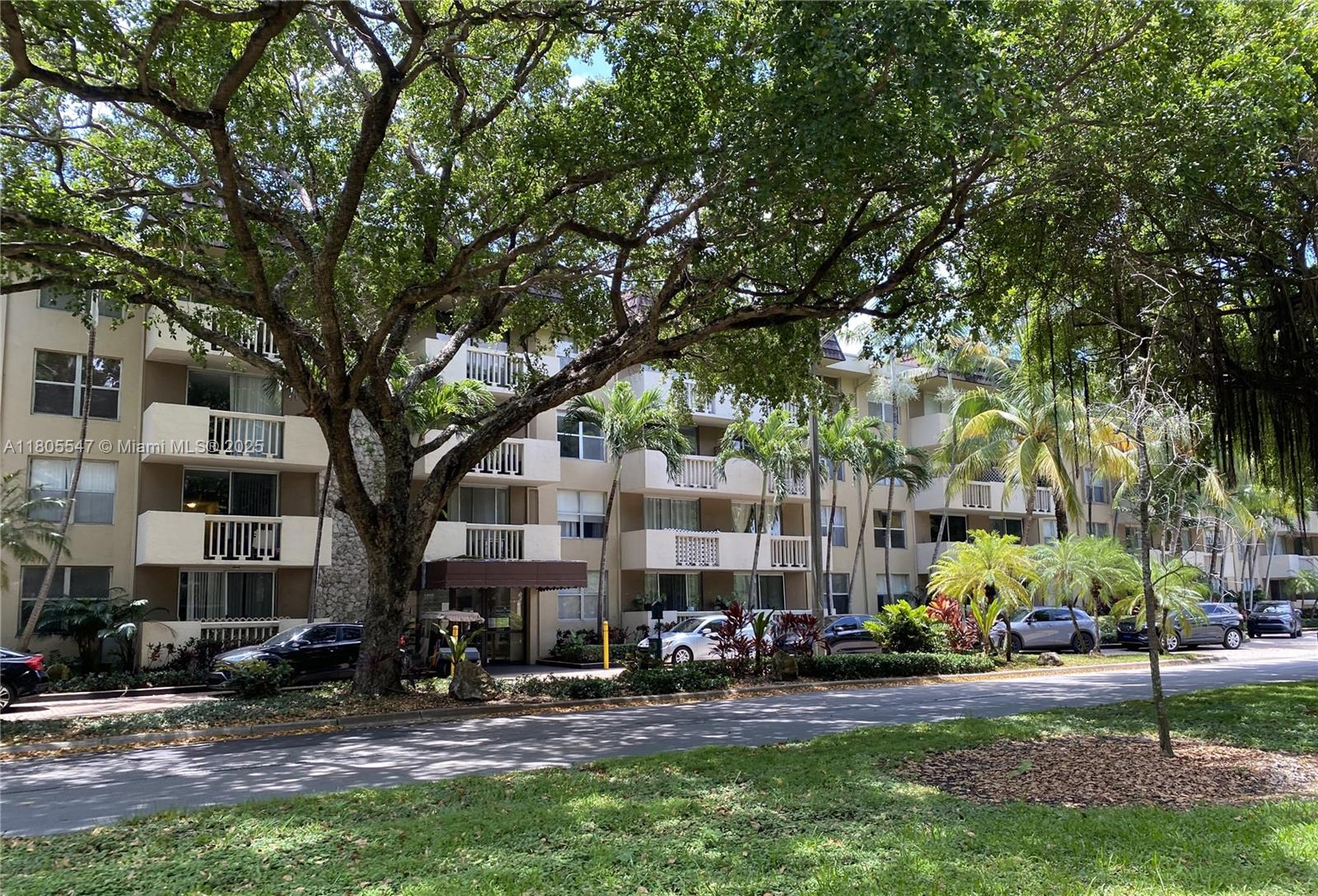 BAYVIEW PALMS CONDO - фото