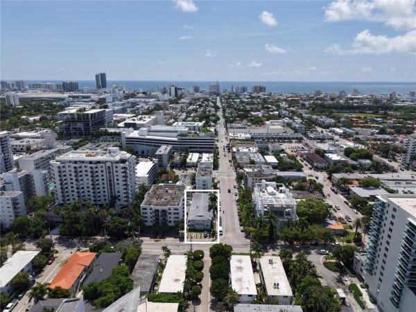 Bay Sixteen Condominium