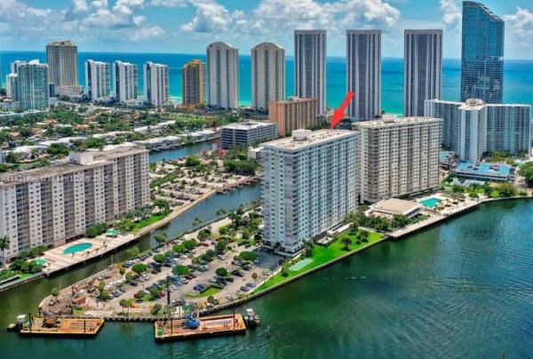 500 BAYVIEW DR #1123, SUNNY ISLES BEACH, FL 33160