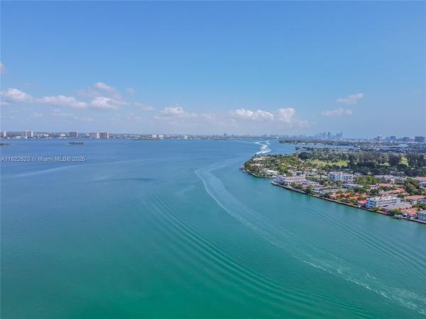 THE GRANDVIEW PALACE COND