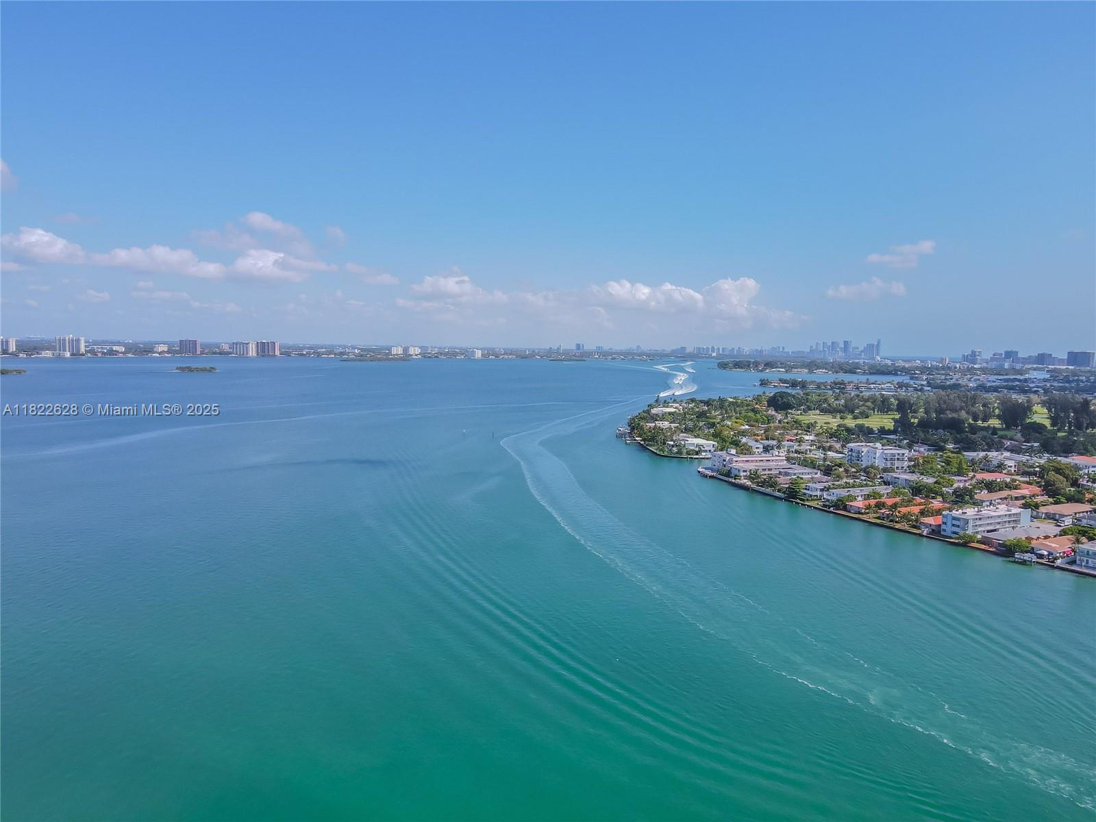 THE GRANDVIEW PALACE COND - фото