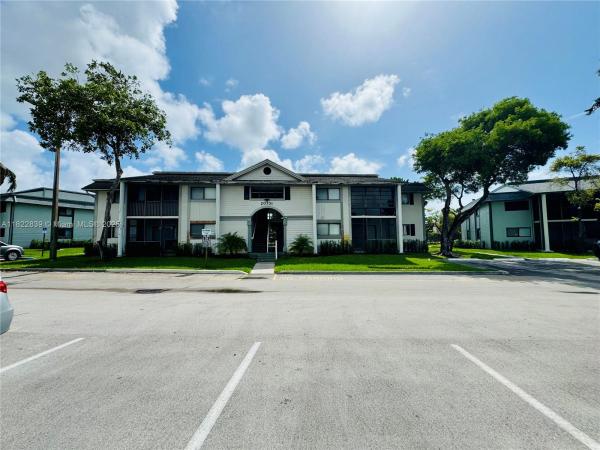 CARMEL LAKES CONDO NO 8