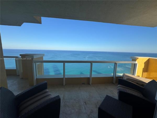 17875 COLLINS AVE #4306, SUNNY ISLES BEACH, FL 33160