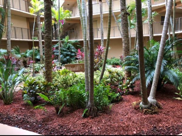 THE HORIZONS CONDO #6