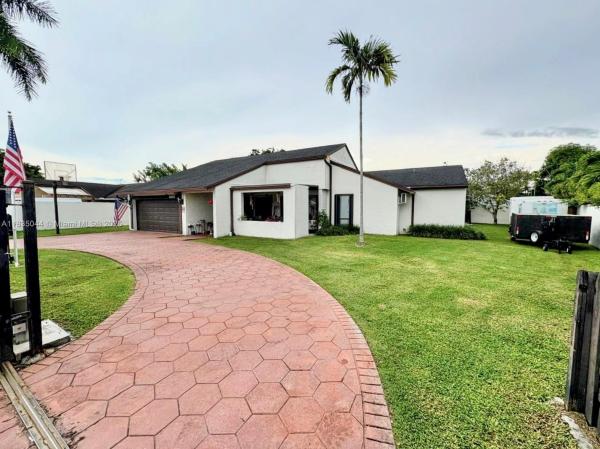 SHORES LINDGREN FIRST ADD