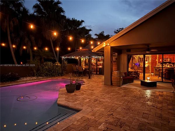 COUNTRY ADDRESS ENCORE