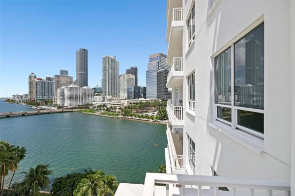 COURTS BRICKELL KEY CONDO