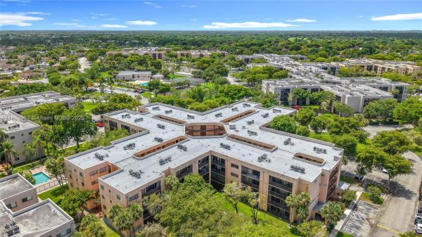 HORIZONS WEST CONDO #2