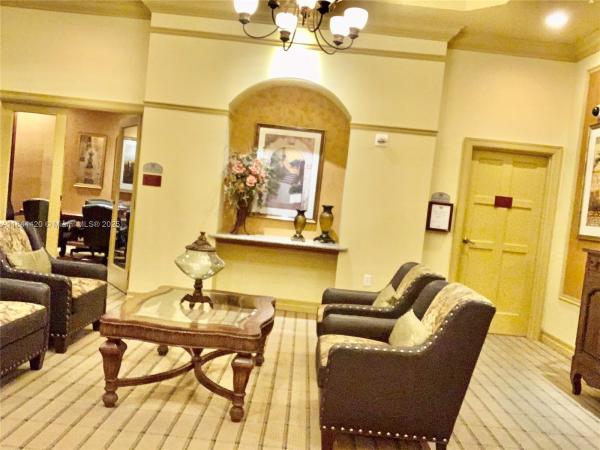 PUERTA DE PALMAS CONDO