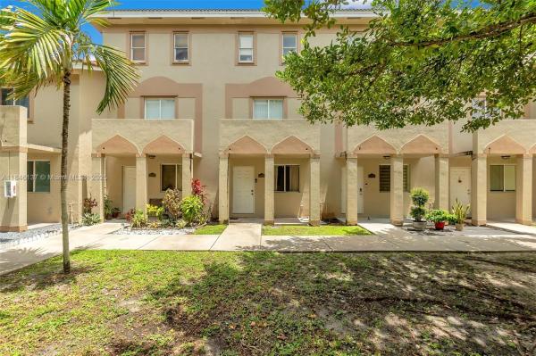 Lake Vue Villas Condo