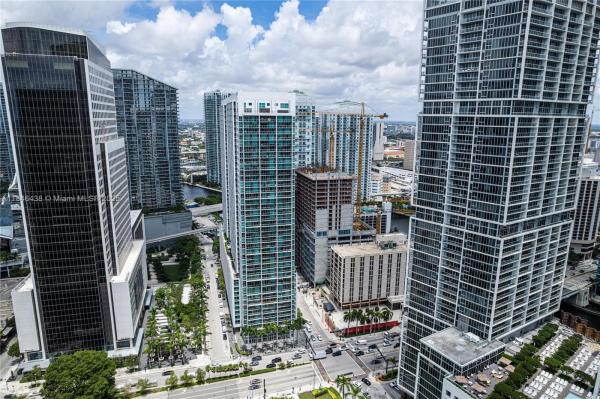 500 BRICKELL AVE #2204, MIAMI, FL 33131
