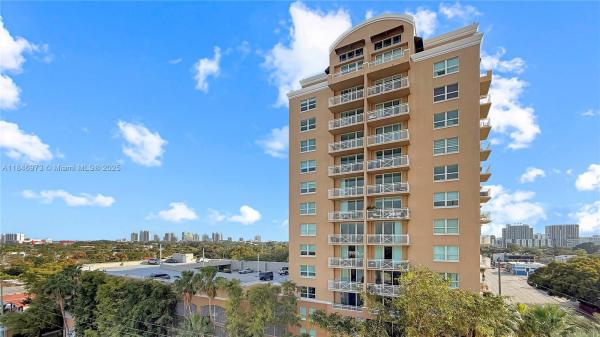 DA VINCI ON DOUGLAS CONDO