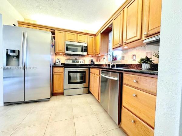 ISLE OF SANDALFOOT CONDO