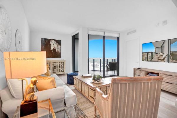 Hyde Midtown Residences