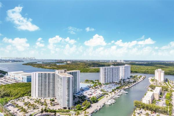 15901 COLLINS AVE #2805, SUNNY ISLES BEACH, FL 33160