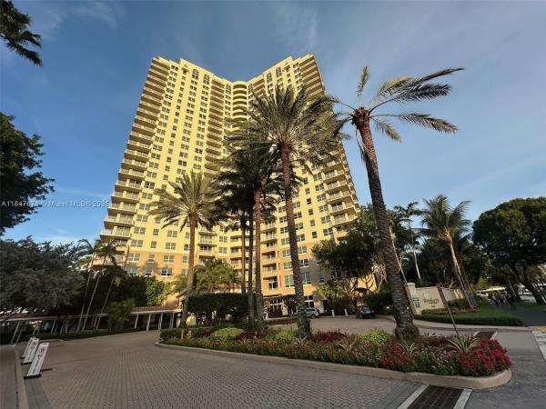 19501 W COUNTRY CLUB DR #1712, AVENTURA, FL 33180