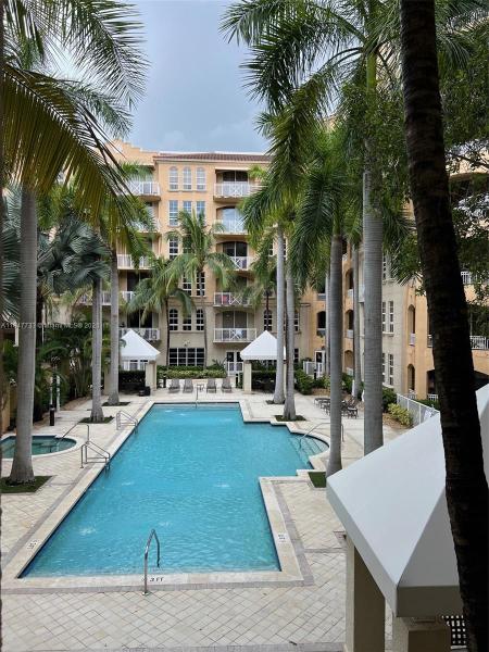 3001 NE 185TH ST #218, AVENTURA, FL 33180