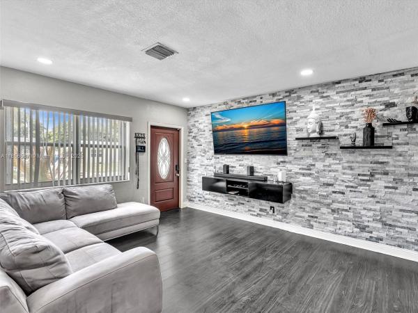 DRIFTWOOD ACRES NO 20