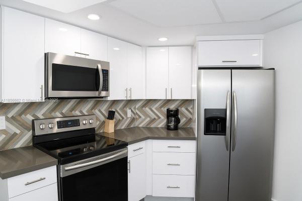 LA RIVE GAUCHE CONDO