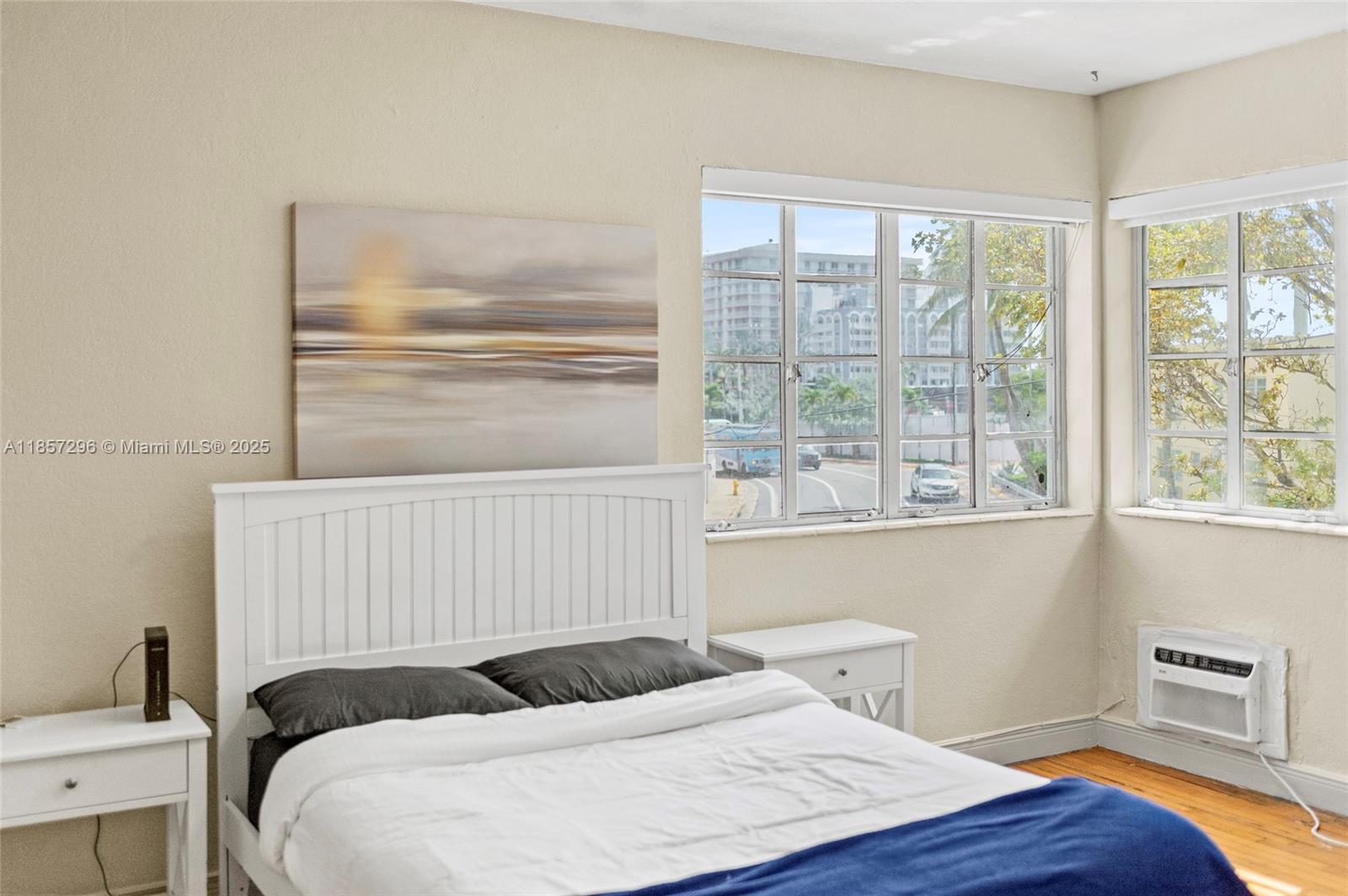 BEACH BAY SUB - фото